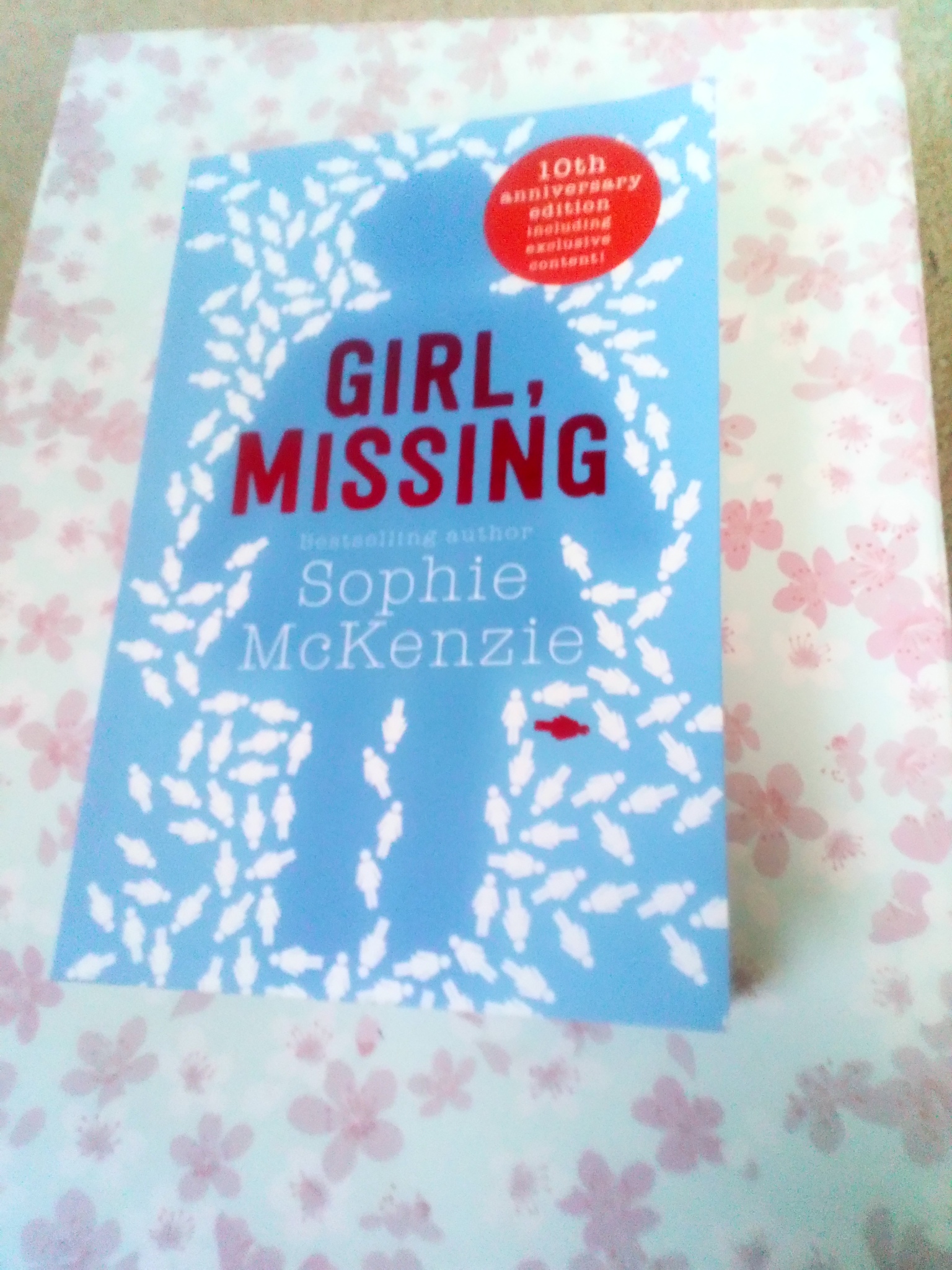 book review girl missing sophie mckenzie
